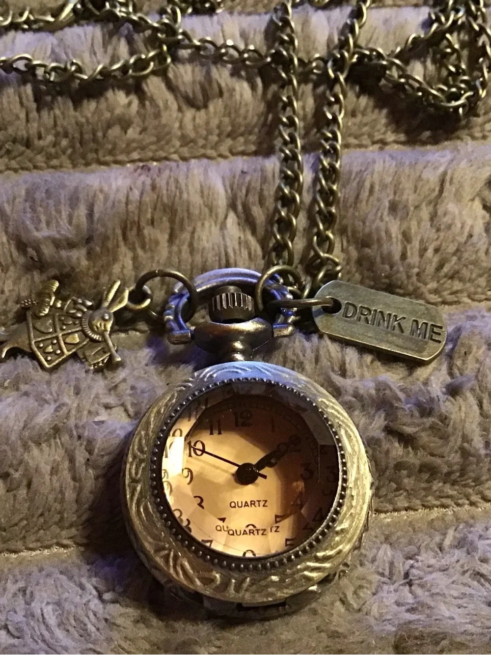 Vintage-Style Silver Pocket Watch Necklace with 'Drink Me' Charm